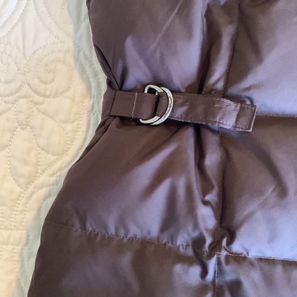 Eddie Bauer premium goose down puffer vest. - Picture 11 of 14